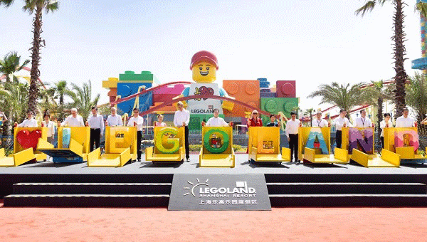 今日開(kāi)園！上海寶冶承建的全球最大的上海樂(lè)高樂(lè)園正式運(yùn)營(yíng)